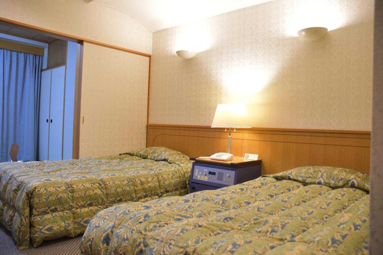 The Gran Resort Elegante Awajishima Zewnętrze zdjęcie
