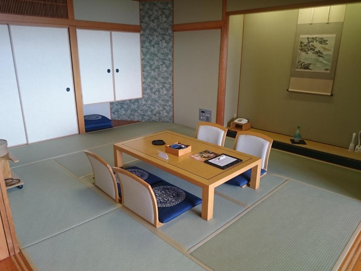 The Gran Resort Elegante Awajishima Zewnętrze zdjęcie