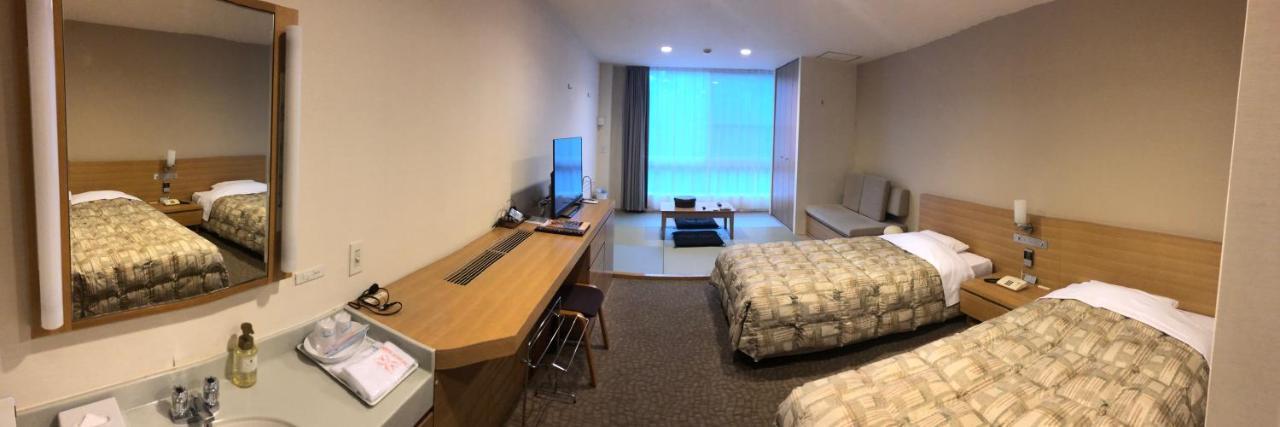The Gran Resort Elegante Awajishima Zewnętrze zdjęcie