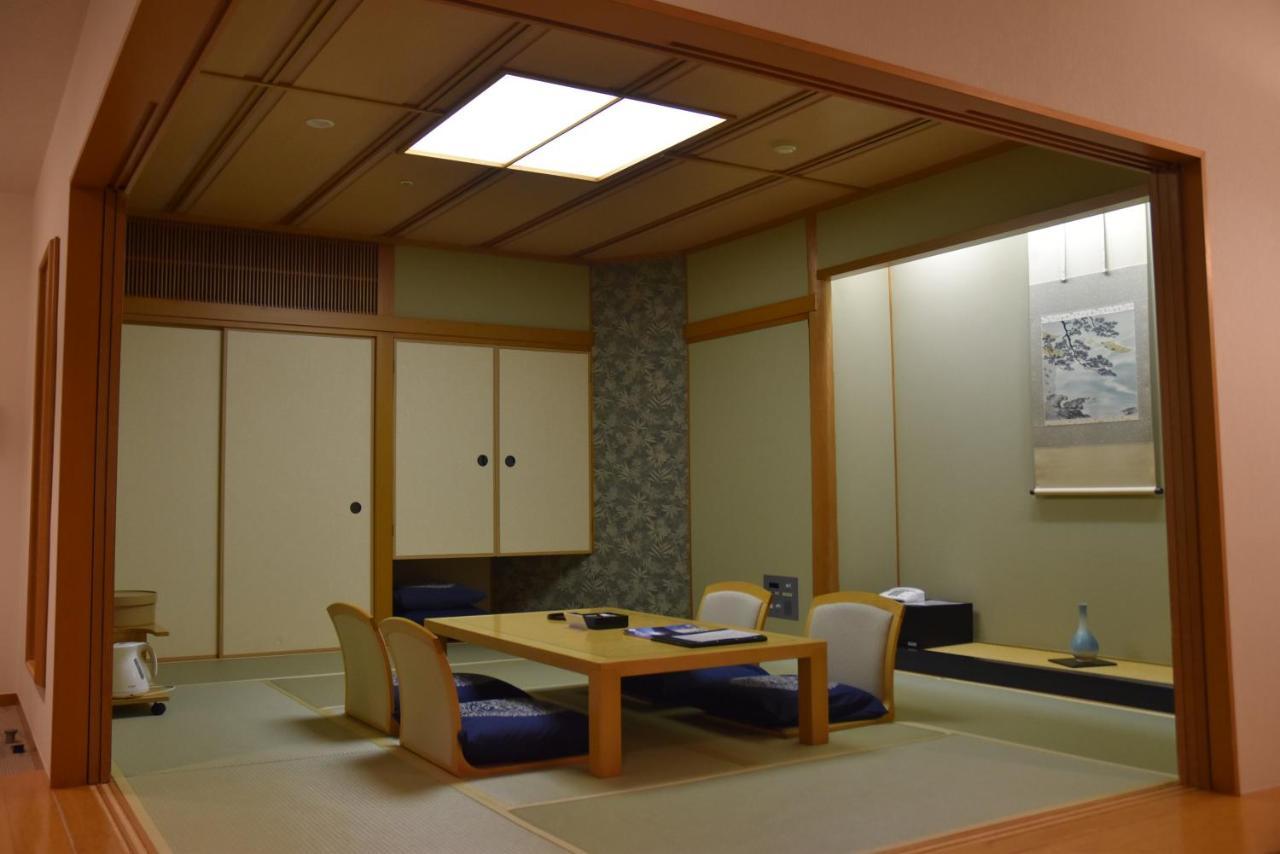 The Gran Resort Elegante Awajishima Zewnętrze zdjęcie