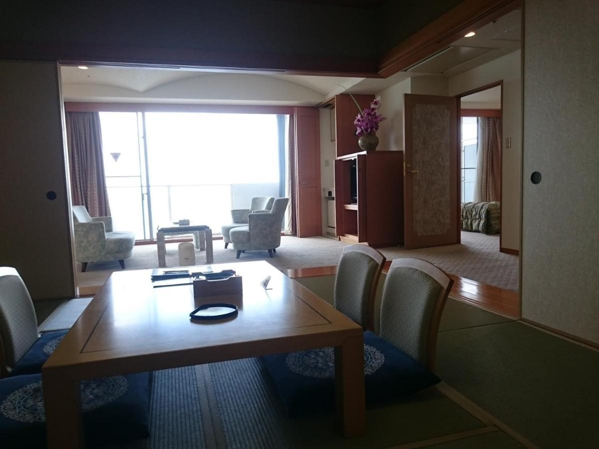 The Gran Resort Elegante Awajishima Zewnętrze zdjęcie